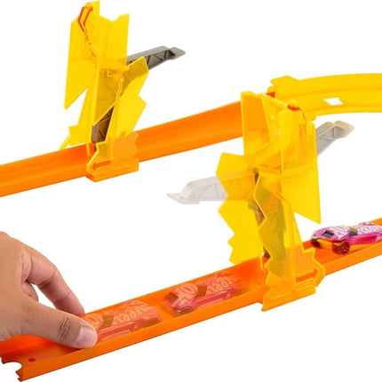 Hot Wheels Track Set with 1 Hot Wheels Car, 12 Track Boosting Components, Stackable Toy Storage Box, Lightning-Themed Track Builder Set, HMC03