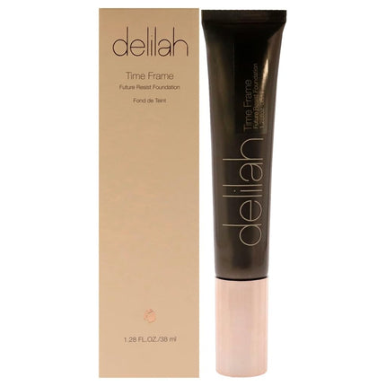 delilah Future Resist Foundation SPF 20 - Pebble F