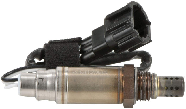 BOSCH 18001 Premium Original Equipment Oxygen Sensor - Compatible with Select Nissan Frontier, Xterra