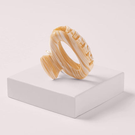The Hair Edit Ellipse Clip - Oval Shaped Claw Clip in Caramel Striated Marble