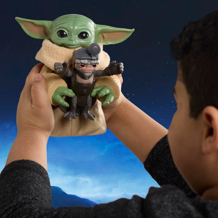 Star Wars Huggin' Grogu 16.5-cm Electronic Action Figure & Anzellan, Interactive Toys, The Mandalorian & Grogu Toys for Kids Ages 4+