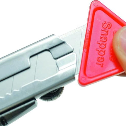 NT Cutter Heavy Duty Aluminum Die-Cast Grip Multi-Blade Cartridge Knife, 1 Knife (L-2000RP), Red.
