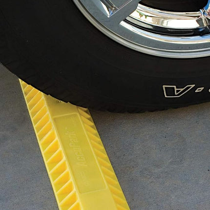 Camco 44442 AccuPark Vehicle Parking Aid