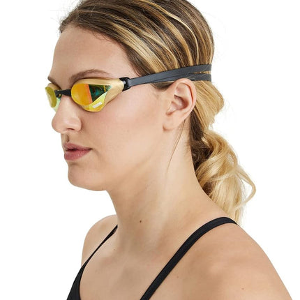 arena Cobra Core Swipe Mirror Unisex Adult Racing Swimming Goggles, Swimming Pool Goggles with Curved Mirror Lenses, Anti-Fog, UV Protection, 5 Interchangeable Nose Bridges