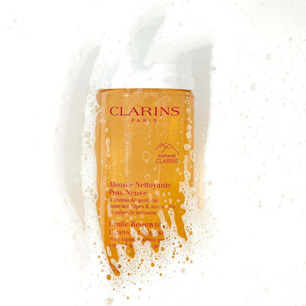 Clarins Gentle Renewing Cleansing Mousse | Cleanses, Gently Exfoliates & Refreshes | Foaming Mousse |Soap-No|SLS-No | Dermatologist Tested | Exfoliating Tamarind Pulp Extract Rich In AHAs | 150 ml
