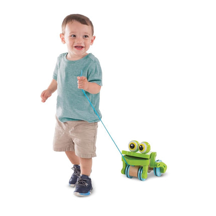 Melissa & Doug First Play Frolicking Frog juguete de arrastre de madera - Juguete de arrastre de pato para el desarrollo para niños pequeños de 1 año en adelante