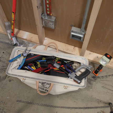 Klein Tools 5102-24 Heavy Duty Tool Bag, 61 cm Canvas Tool Bag for Tool Storage