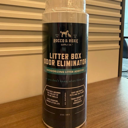 Rocco & Roxie Litter Box Odor Eliminator ? Best Natural Urine Deodorizer for Cat Litter Boxes ? You Wonft Need to Change The Cat Litter as Often ? Fresh Scent ? Safe for Kitty (12 oz Bottle)