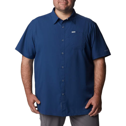 Columbia Men's Slack Tide Camp Shirt, Short Sleeve Shirt, Carbon, X-Small