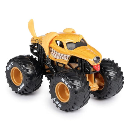 Monster Jam 1:64 Series 31 Monster Mutt Golden