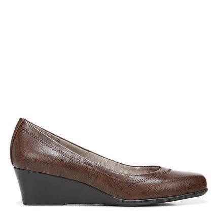 LifeStride Women's Groovy Wedge Pump, darktan, 8 W US