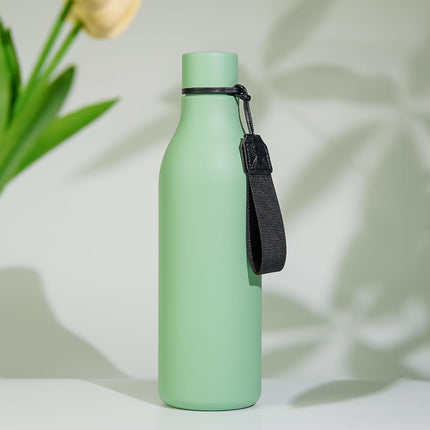 BJPKPK Insulated Water Bottles, 25 oz Stainless Steel Metal Water Bottle with Strap, BPA Free Leak Proof Mugs, Flasks, Reusable Water Bottle for Sports & Travel, Macaron Green