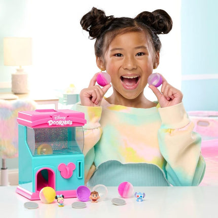 Just Play Disney Doorables Squish’alots Squish Machine and Collectible Blind Bag Figures, Kids Toys for Ages 5 Up