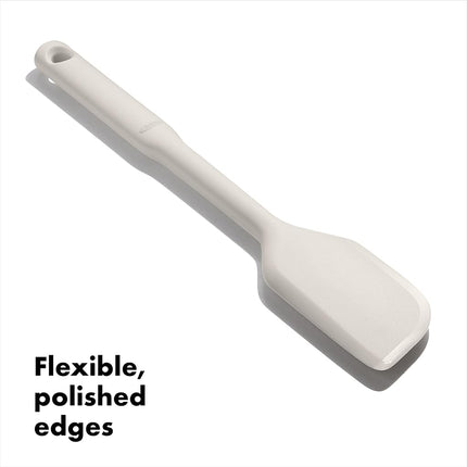 Spatule de cuisine quotidienne en silicone OXO Good Grips - Avoine