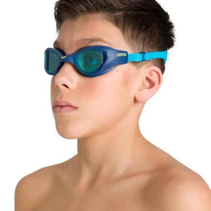 ARENA The One Junior Kids Swimming Goggles, Standard Pool Goggles with Wide Lenses, with Anti-Fog Treatment and UV Protection, Self-Adjusting Nose Bridge, Orbit-Proof Gaskets