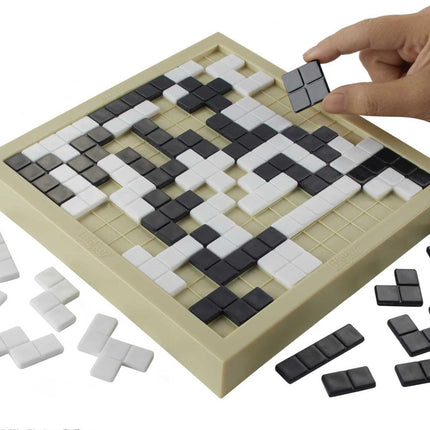 Mattel Games Blokus Duo 2-Player Strategy Board Game, Family Game for Kids & Adults with Black and White Pieces, FWG43