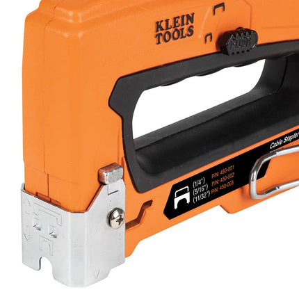 Klein Tools 80169 Heavy-Duty Cable Stapler with 600 Insulated Staples, Includes 300-Pack 19/32 x 11/32-Inch and 300-Pack 31/64 x 13/64-Inch Sizes