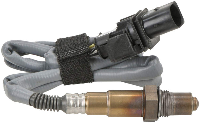 BOSCH 17094 Premium Original Equipment Oxygen Sensor - Compatible with Select BMW X5