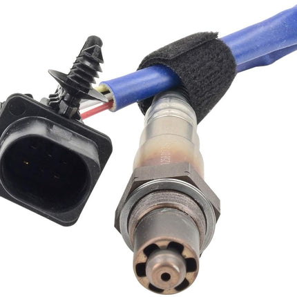 BOSCH 17279 Premium Original Equipment Oxygen Sensor - Compatible with Select Ford Edge, Explorer, Flex, F-250 Super Duty, F-350 Super Duty, Taurus; Lincoln MKS, MKT