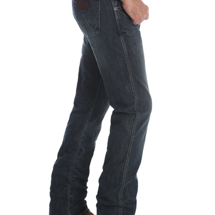 Wrangler Men's Retro Slim Fit Straight Leg Jean, Jerome, 31W / 36L