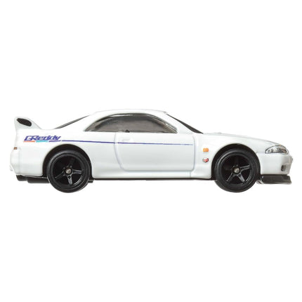 Hot Wheels Premium Nissan Skyline R-33, Car Culture Circuit Legends Vehicles for Kids 3 Years Old & Up and Adult fans and Collectors, Premium Collection of Car Culture 1:64 Scale Vehicles, HRV99