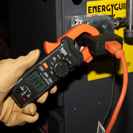 Juego de prueba eléctrica con medidor de pinza Klein Tools CL120KIT, CA de rango automático 400 A, pantalla retroiluminada, incluye probador de GFCI, divisor de línea, estuche, cables y 3 pilas AAA