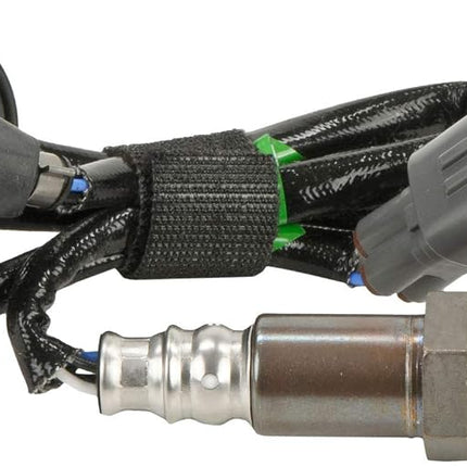 BOSCH 15621 Premium OE Fitment Oxygen Sensor - Compatible with Select Toyota Prius