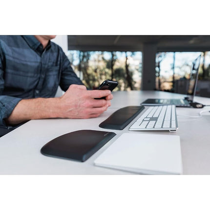 Kensington ErgoSoft Wrist Rest for Slim/Thin Keyboard ,Black