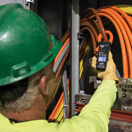 Klein Tools CL900 Digital Clamp Meter, Auto Ranging TRMS, AC/DC Voltage/Current, 2000A, LOZ, Continuity, Frequency, NCVT, Temp, More, 1000V