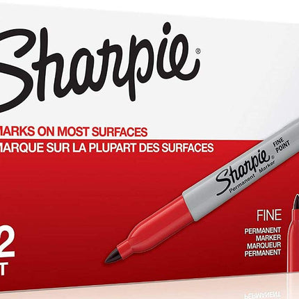 Marcador permanente Sharpie 30002 de punta fina (paquete de 2), marca en papel y plástico, resistente a la decoloración y al agua, certificado AP, color rojo, 12 marcadores por caja, paquete de 2 cajas, 24 marcadores en total