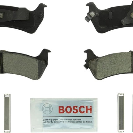BOSCH BC667 QuietCast Premium Ceramic Disc Brake Pad Set - Compatible with Select Ford Explorer, Explorer Sport, Explorer Sport Trac; Mercury Mountaineer; REAR