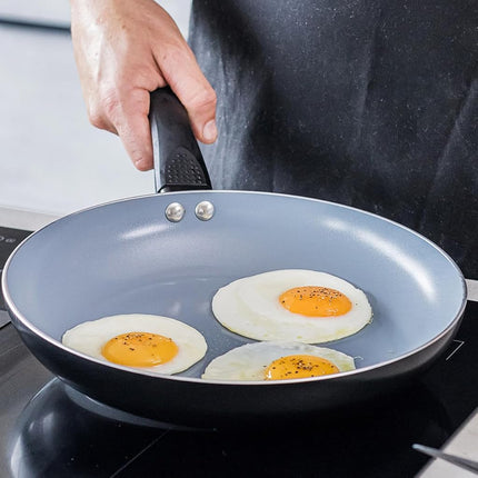 MasterClass Eco Induction Frying Pan with Healthier Ceramic Chemical Non Stick, Large, Aluminium / Iron, Black / Blue, 30 cm