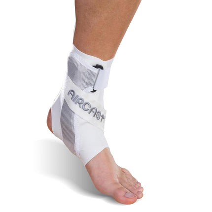 Soporte de tobillo Aircast A60, pie izquierdo, blanco, grande (Talla de calzado: Hombre 12+ / Mujer 13.5+)