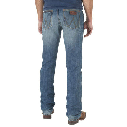 Wrangler Men's Retro Slim Fit Straight Leg Jean, Cottonwood, 42W x 32L