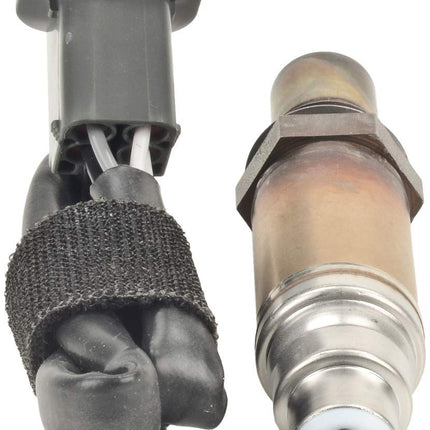 Bosch 15582 Oxygen Sensor, OE Fitment (Mitsubishi)