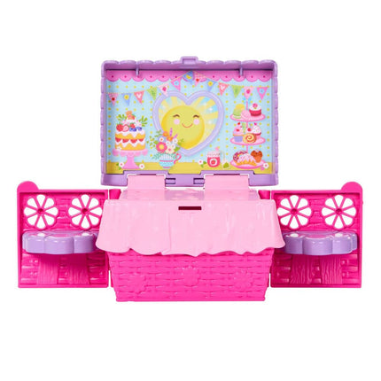 Barbie Club Chelsea Tea Party Doll and Transforming Playset