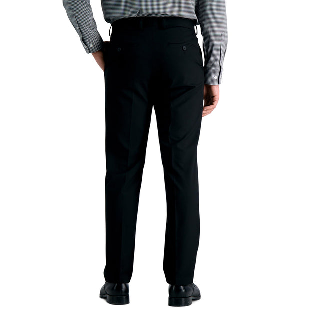 Haggar J.M Pantalón de hombre Jm Sharkskin Superflex Waist Straight Fit Flat Front, negro, 30W x 30L