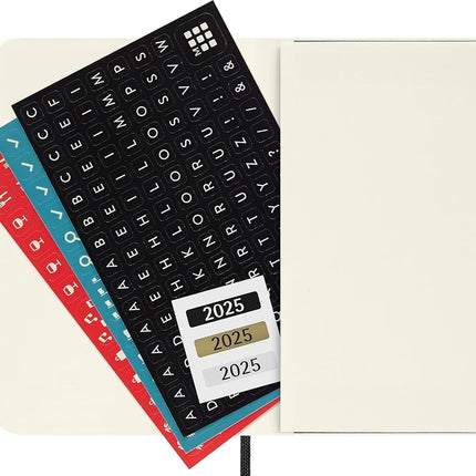Moleskine Weekly Planner, Horizontal 12-Month 2025 Agenda, SoftCover and ElasticClosure, BlackColor, PocketFormat 9x14 cm