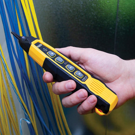 Klein Tools VDV500-123 Cable Tracer Probe-Pro Tracing Probe with Replaceable Non-Metallic, Conductive Tip and a Light for Use in Dark Spaces