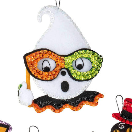 Bucilla 89276E Felt Applique Ornament Kit, Vintage Halloween, Set of 6