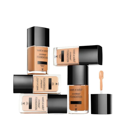 wet n wild Photo Focus Matte Liquid Foundation Peach Natural, Vegan & Cruelty-Free