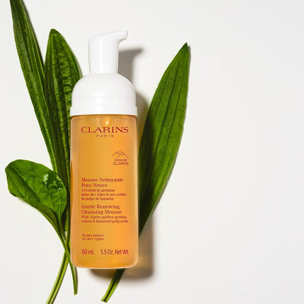 Clarins Gentle Renewing Cleansing Mousse | Cleanses, Gently Exfoliates & Refreshes | Foaming Mousse |Soap-No|SLS-No | Dermatologist Tested | Exfoliating Tamarind Pulp Extract Rich In AHAs | 150 ml