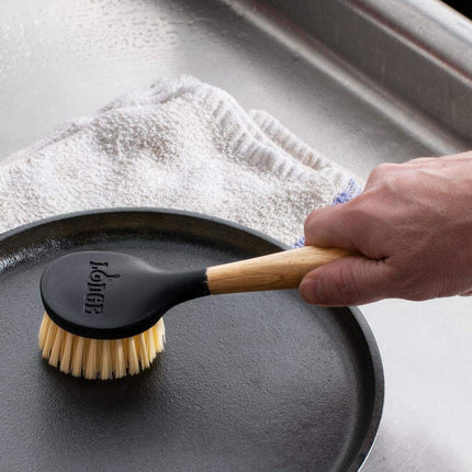 CI Skillet Scrub Brush