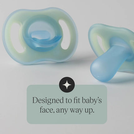 Tommee Tippee Ultra-Light StayPut Day and Night Dummy 6-18m Silicone