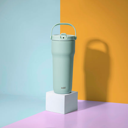 Gobelet de voyage Sutton de Zak Designs, 887 ml, en acier inoxydable avec isolation sous vide, bec verseur avec paille, poignée de transport pour boissons froides (Vert Menthe Givrée)