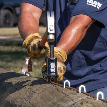 Heavy Duty Staples, Install Coated Ground Wire and Molding, for Klein's Utility Staple Starter Cat. No. STP100, 480-Pack Klein Tools STP001