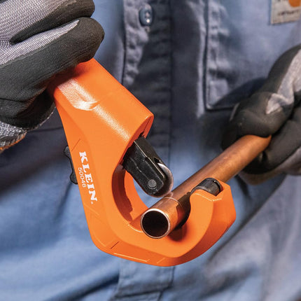 Klein Tools 50046 Constant Swing Tubing Cutter for Copper and Aluminum, 1/8 to 1 3/8-Inch O.D. with Deburring Tool and Replacement Blade