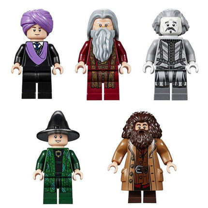LEGO 75954 Harry Potter Hogwarts Great Hall Building Kit - 878 Pieces