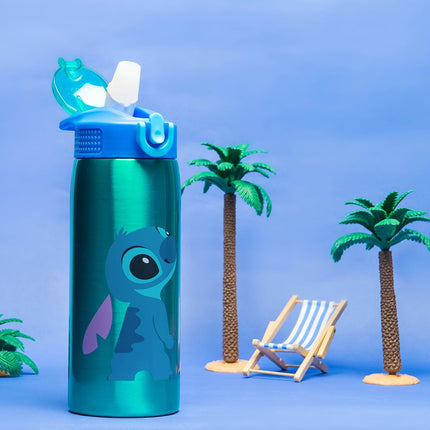 Botella de agua Zak Designs Disney Lilo y Stitch para viajes y el hogar, acero inoxidable con aislamiento al vacío de 19 oz con tapa de boquilla de cierre, asa de transporte incorporada, diseño a prueba de fugas (Stitch)