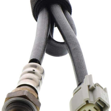 BOSCH 18138 Premium OE Fitment Oxygen Sensor - Compatible with Select Ford C-Max, Escape, Fusion, Transit Connect; Lincoln MKZ